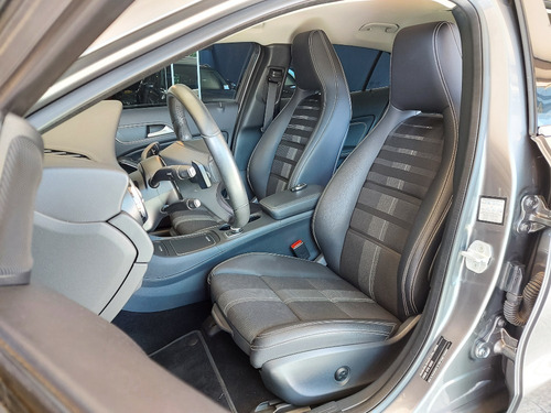 Imagem 10 de 15 de Mercedes Benz Gla 200 Advance