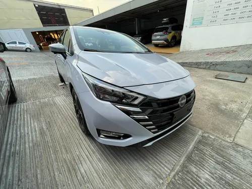 Nissan Versa 1.6 Exclusive Cvt