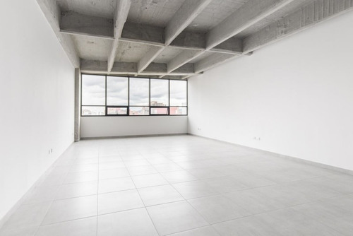 Imagen 2 de 14 de Oficina En Arriendo/venta En Bogotá Bella Suiza. Cod 4786
