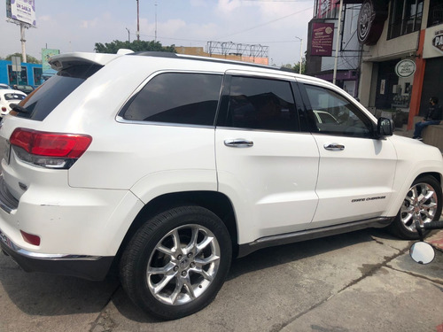 Imagen 7 de 11 de Jeep Grand Cherokee Summit 4x4 Blindada