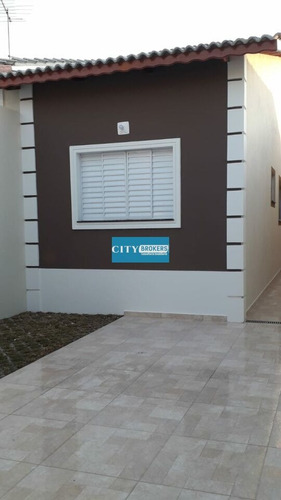 Imagem 2 de 15 de Sobrado Á Venda, Com Piscina, 3 Dormitórios Com Suíte. - Sp1523