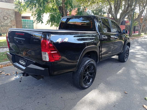Imagen 6 de 15 de Toyota Hilux 2.8 Srx 4x4 Caja Automatica De 6ta Año 2015