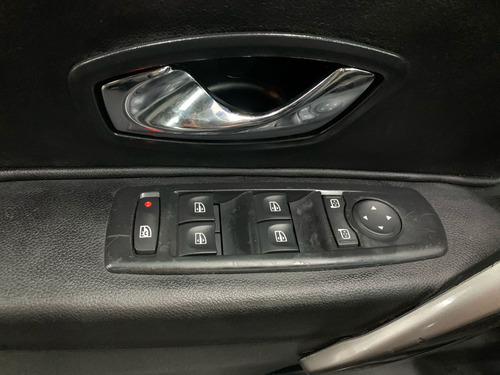 Renault Fluence 2.0 Dynamique X-tronic Hi-flex 4p