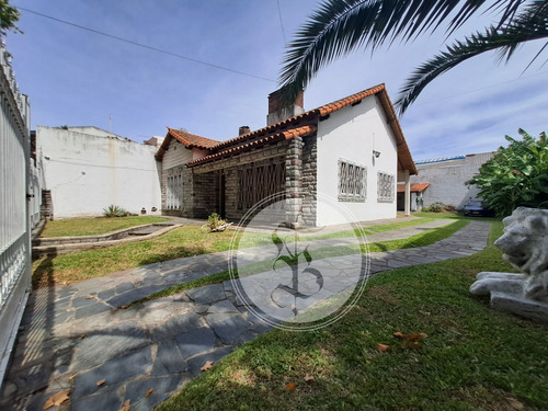 Hermoso Chalet Californiano - 3 Ambientes - En Villa Ballester Centro - Apto Credito Bancario
