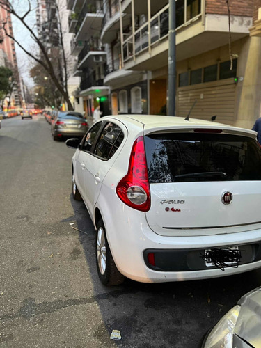 Imagen 3 de 6 de Fiat Palio 2015 1.6 Essence 115cv