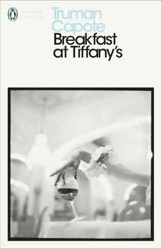 Breakfast At Tiffany S - Penguin Modern Classics  Edicion