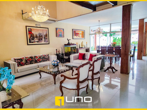 Imagen 4 de 17 de Amplia Casa En Venta Con Piscina Zona Avenida Alemana
