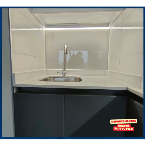 Arriendo Depto. 1d C/terraza En Av. Monseñor Carlos Casanuev