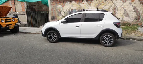Renault Stepway 1.6 Intense Automática