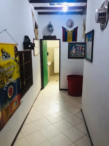 Venta De Restaurante De Comida Típica Colombiana En La Candelaria De Valencia Incluye Casa Comercial Y Fondo De Comercio Del Reconocido Restaurante Jose Felix