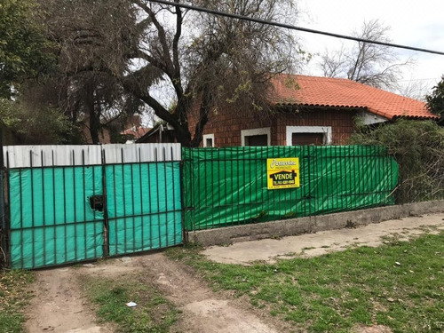 Imagen 2 de 6 de Casa Sobre Importante Lote En Buena Zona