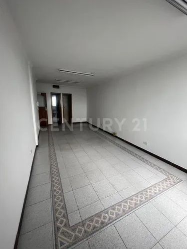 Se Vende Oficina Excelente Ubicacion Edificio Romarco
