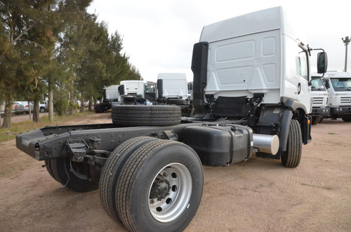 Volkswagen 17-280 Constellation 4x2