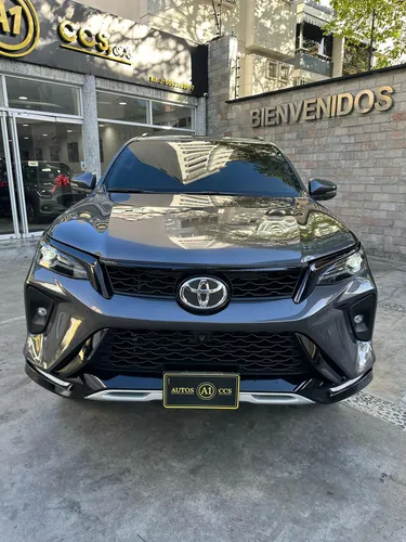 Toyota Fortuner Sw4 2025