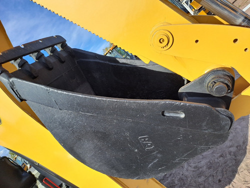 Retroexcavadora Caterpillar 420f It 2015