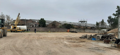 Alquiler Terreno Industrial En Hurlingham De 6.147 M2