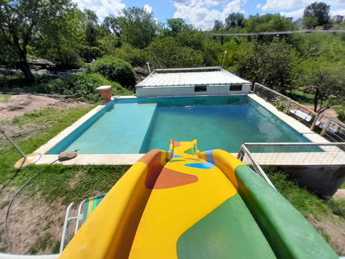 Venta De Quincho Pileta Y Casa Por Terminar