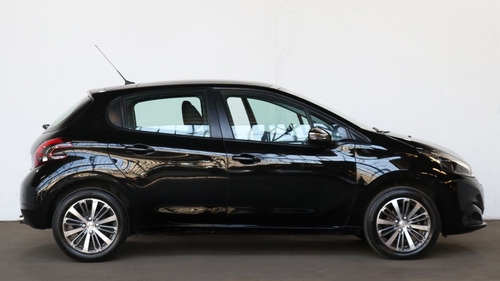 Peugeot 208 1.6 Allure - 99068 - C