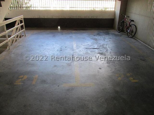 Imagen 15 de 16 de En Venta Hermoso Y Acogedor Apto. En Lomas De Prado Del Este Mls #22-29019 Ma. Vergara*