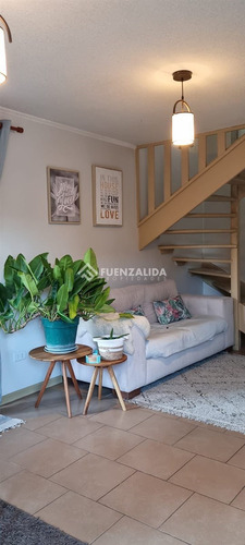 Casa En Venta De 3 Dorm. En Maule