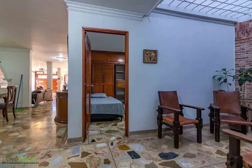 Casa En Venta En Calasanz. Cod V12472