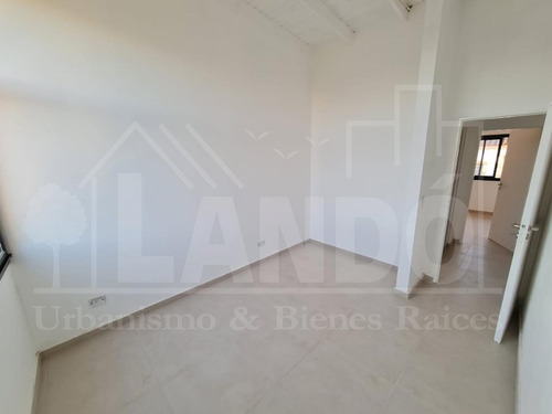 Imagen 13 de 17 de Duplex En Venta - Condominio Cerrado Ituzaingo Norte