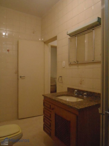 Imagem 10 de 15 de Amplo Apartamento De 01 Dormitório, C/02 Garagens, A 400 Metros Do Metrôr.nestor Pestana-consolação. - Md1094