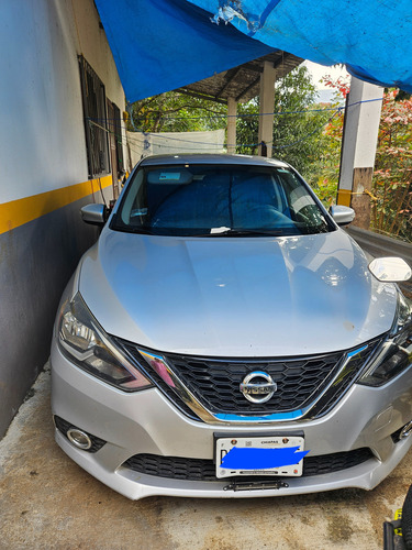 Nissan Sentra 1.8 Advance Mt