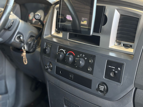 Dodge Ram 5.9 2500 SLT 4X4 CS I6 24V TURBO DIESEL 2P AUTOMÁTICO