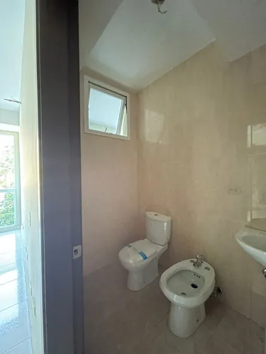 Res Titanium Suite, Mañongo