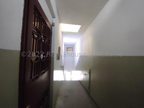 Imagen 4 de 14 de Oficina En Venta En La Victoria Aragua 22-28097 Irrr
