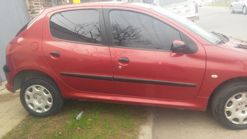 Imagen 3 de 8 de Peugeot 206