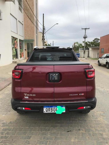 Imagem 10 de 13 de Fiat Toro Volcano At D4 Vermelho