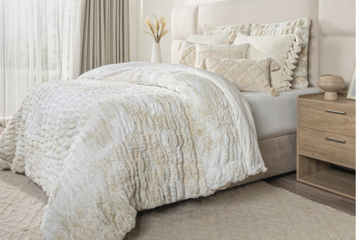 Cobertor King Size Everest Suave Color Beige Diseño De La Tela Liso