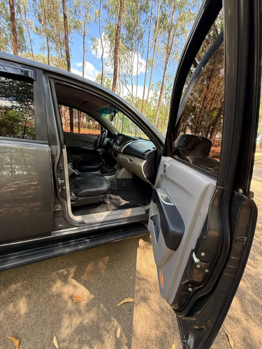 Mitsubishi L200 3.2 Triton Hpe Cab. Dupla 4x4 4p