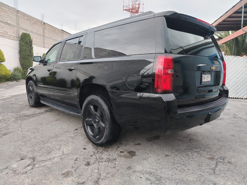 Chevrolet Suburban 5.3 Ltz V8 4wd 2da Cubo At