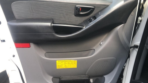 Hyundai H1 Gl 2.5 2013