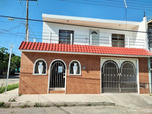 Centro  A Una Cuadra De Pedro Infante (avc-1838)