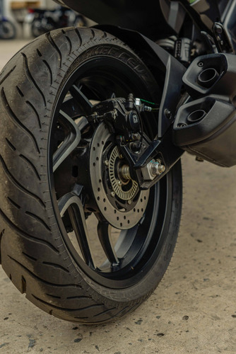 Bajaj Dominar 400 Ug