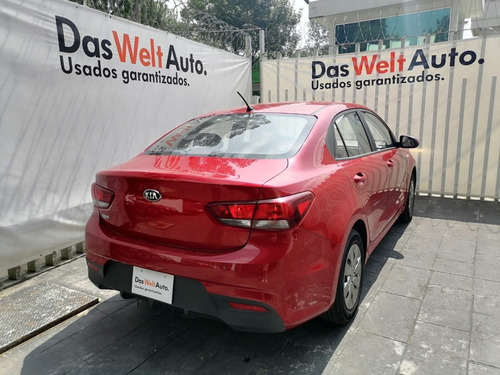 Imagen 3 de 9 de Kia Rio Sedan L Rojo 2020