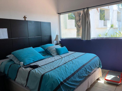 Imagen 4 de 18 de Casa En Venta En Colinas Del Bosque