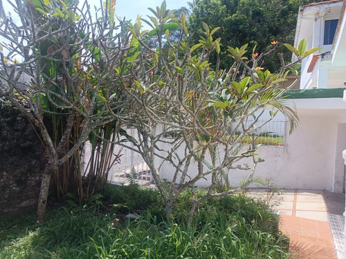 Venta Casa Urbanización La Boyera (dh)