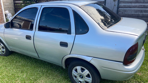 Chevrolet Corsa Classic 1.7 D Gl
