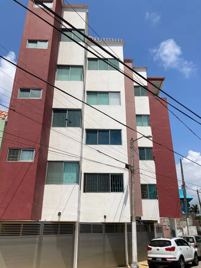 La Cuchilla, Departamento En Venta, 3 Recamaras, Estacionamiento Techado