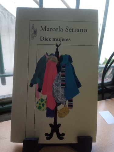 Diez Mujeres Marcela Serrano E31