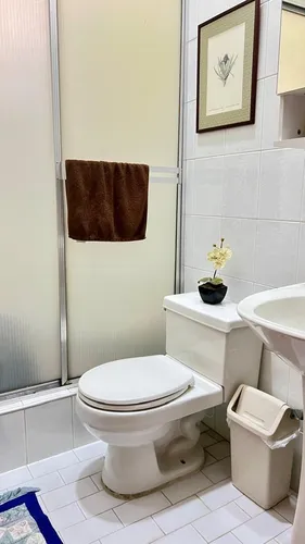 Vende Casa Guaparo. Lino Juvinao