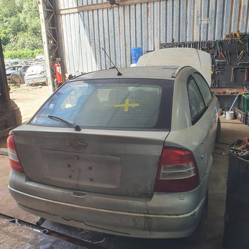 Imagem 5 de 6 de Sucata Peças Astra 2.0 2001 Gasolina
