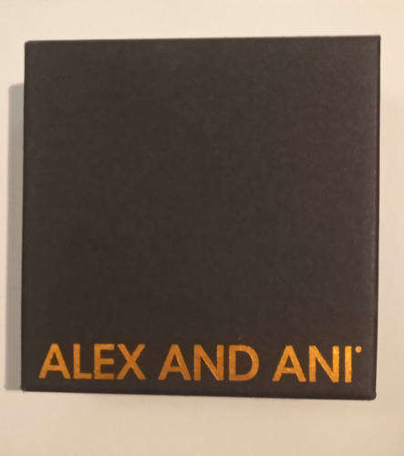 Alex And Ani Pulseras Brazaletes Enchapadas En Oro C/dijes Dorado Oscuro 3 Cm 3 Cm