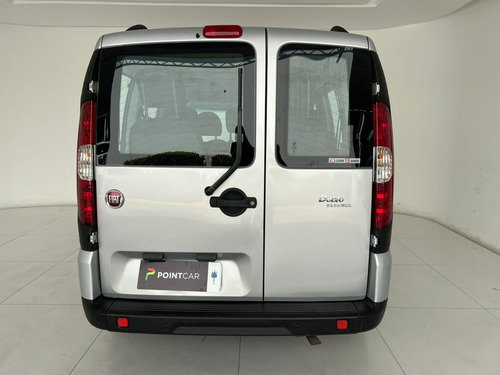 Imagem 11 de 15 de Doblo Essence 1.8 2015 (7 Lugares)