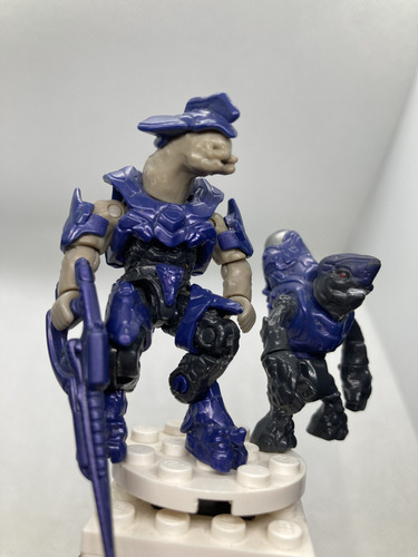 Halo Mega Elite Commando Y Grunt De Set Covenant Storm Lance (Usado)